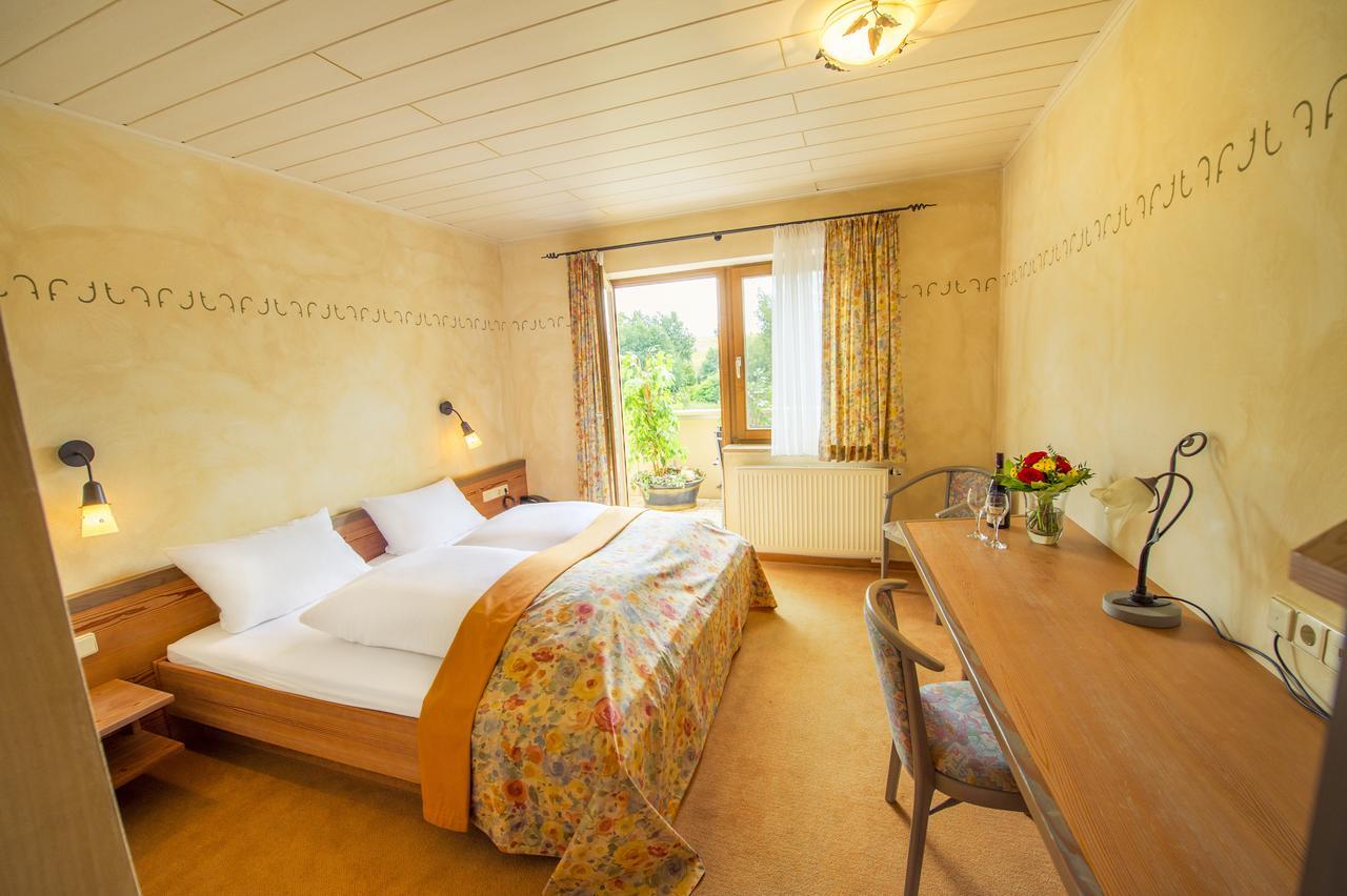 Landgasthof Schwarz Windsbach Dış mekan fotoğraf